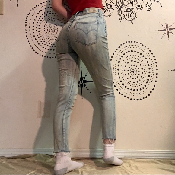 White Label High Waisted Levi’s - Picture 2 of 5